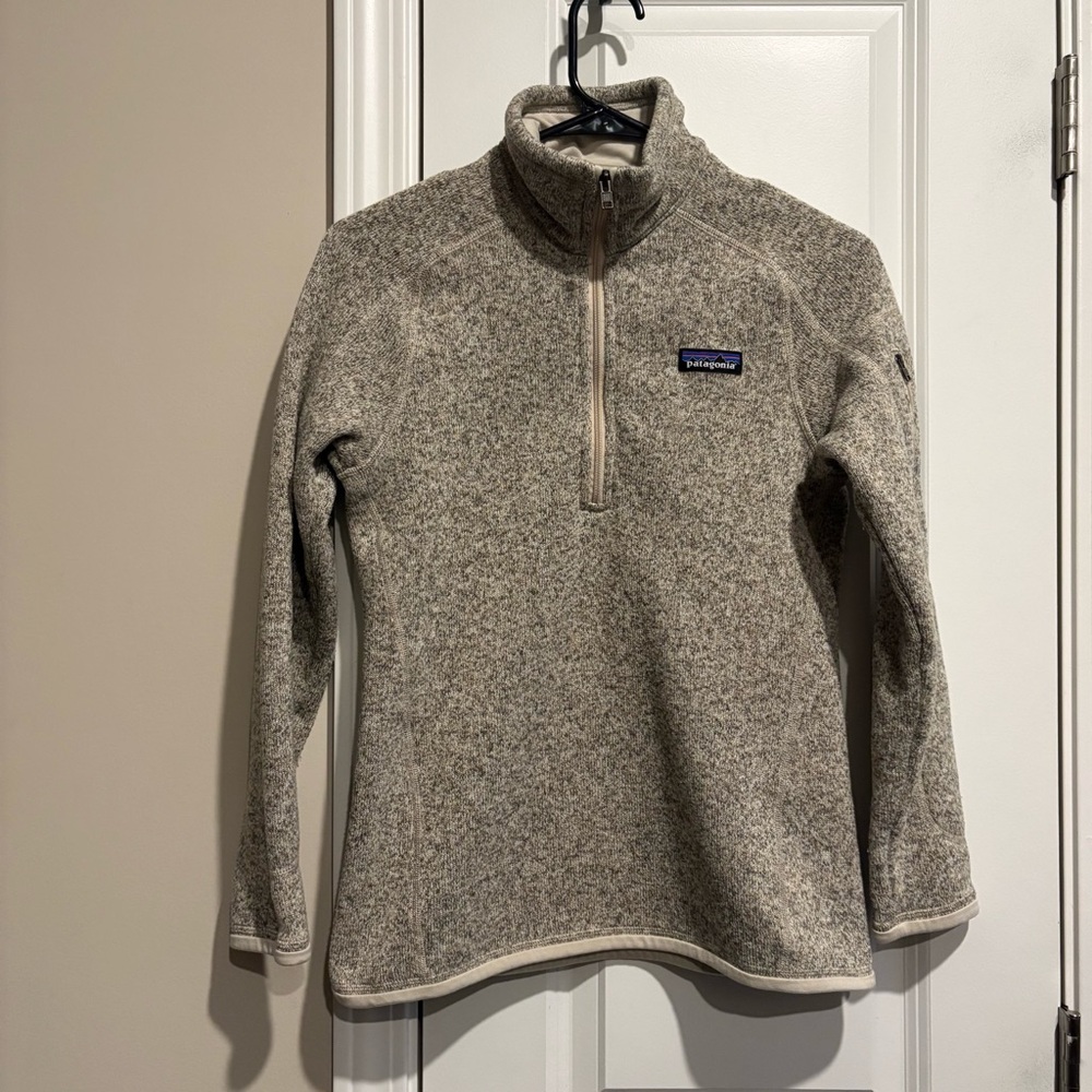 Patagonia Women's Better Sweater 1/4 Zip Pullover Jacket in Pelican